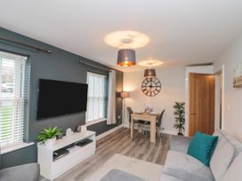 Rosie's Retreat - North Yorkshire (incl. Whitby) - 973772 - thumbnail photo 4