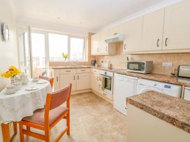 16 Heron Gardens - Norfolk - 973883 - thumbnail photo 8