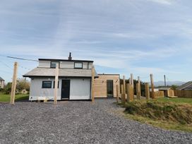 Forest Lodge - Anglesey - 974110 - thumbnail photo 1