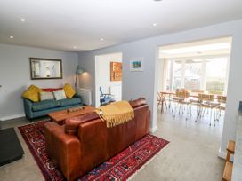 Forest Lodge - Anglesey - 974110 - thumbnail photo 4