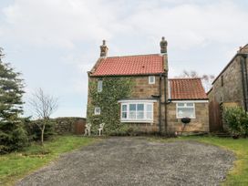 Swang Cottage - North Yorkshire (incl. Whitby) - 974428 - thumbnail photo 1