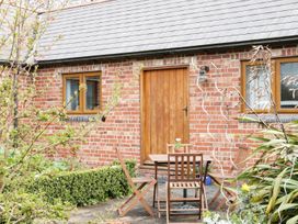 Acorn Cottage 1 - Shropshire - 974817 - thumbnail photo 18