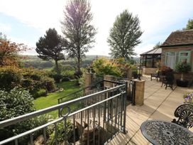 Rhinegold Bungalow - Peak District - 976950 - thumbnail photo 35