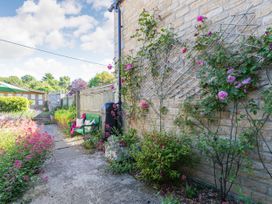 Puffitts Cottage - Cotswolds - 979435 - thumbnail photo 38