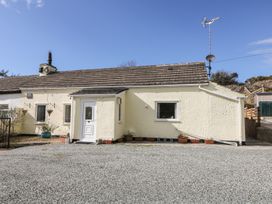 Sleeper Cottage - Anglesey - 980144 - thumbnail photo 2
