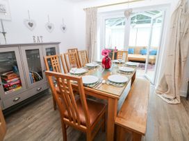 2 Carr Farm Close - Peak District - 981709 - thumbnail photo 5