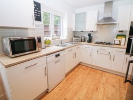 2 Carr Farm Close - Peak District - 981709 - thumbnail photo 11