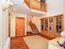 Riverbank House - Scottish Highlands - 982488 - thumbnail photo 4