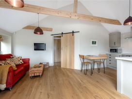 The Stable - Somerset & Wiltshire - 983276 - thumbnail photo 2