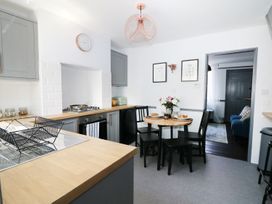 Lily Cottage - Kent & Sussex - 983611 - thumbnail photo 6