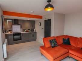 Apt 2 @ Hunter's Quay - North Yorkshire (incl. Whitby) - 984190 - thumbnail photo 4