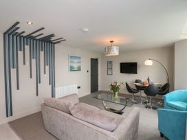 Apt 5 @ Hunter's Quay - North Yorkshire (incl. Whitby) - 984191 - thumbnail photo 3