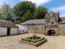 The Old Carriage Court - South Wales - 984473 - thumbnail photo 35