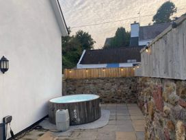 Grove Cottage - South Wales - 985583 - thumbnail photo 12