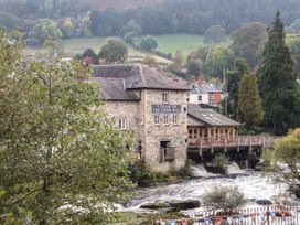 The Coach House - North Wales - 986410 - thumbnail photo 29