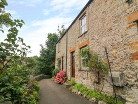 Waterfall Cottage - Yorkshire Dales - 986639 - thumbnail photo 1