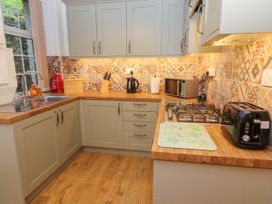 Waterfall Cottage - Yorkshire Dales - 986639 - thumbnail photo 7