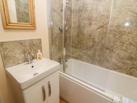 Waterfall Cottage - Yorkshire Dales - 986639 - thumbnail photo 18