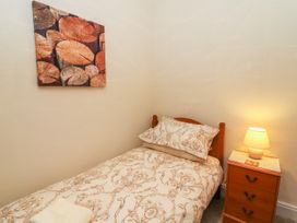 Waterfall Cottage - Yorkshire Dales - 986639 - thumbnail photo 14