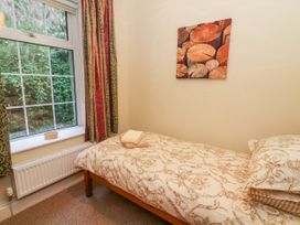 Waterfall Cottage - Yorkshire Dales - 986639 - thumbnail photo 16