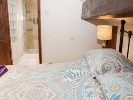 The Coach House - Cotswolds - 987943 - thumbnail photo 17