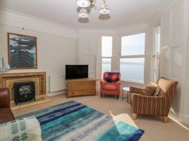 11 Marine Terrace - North Wales - 988083 - thumbnail photo 3