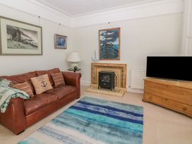 11 Marine Terrace - North Wales - 988083 - thumbnail photo 4