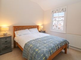 11 Marine Terrace - North Wales - 988083 - thumbnail photo 28