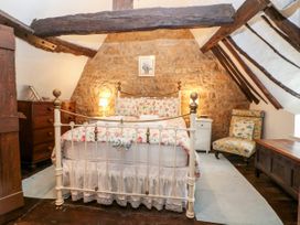 Thatched Cottage - Cotswolds - 988642 - thumbnail photo 17