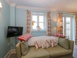 Batemans - Cotswolds - 988690 - thumbnail photo 8