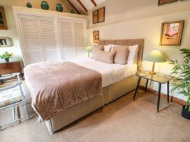 Stable Cottage - Somerset & Wiltshire - 988723 - thumbnail photo 9