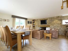 Old Groom's Cottage - Cotswolds - 988796 - thumbnail photo 2