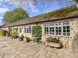 Foxhill Farm Barn - Cotswolds - 988860 - thumbnail photo 1