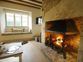 Claypot Cottage - Cotswolds - 988995 - thumbnail photo 6