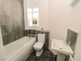 Lovatt House Apartment Tynemouth - Northumberland - 989529 - thumbnail photo 18