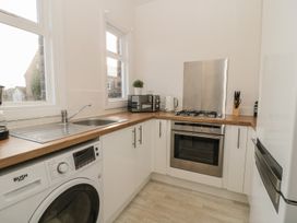 Lovatt House Apartment Tynemouth - Northumberland - 989529 - thumbnail photo 7