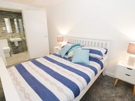 Cartref - Anglesey - 989556 - thumbnail photo 18