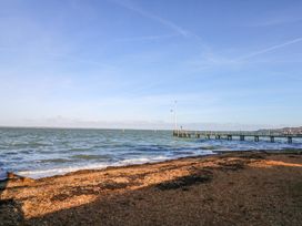 Tovah - Isle of Wight & Hampshire - 989971 - thumbnail photo 30