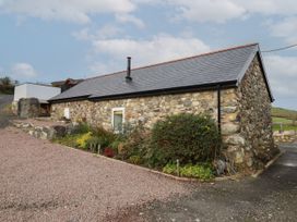 Bryn Eglwys Barn - North Wales - 990708 - thumbnail photo 24