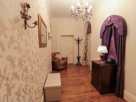 Sneaton Hall Apartment 4 - North Yorkshire (incl. Whitby) - 991604 - thumbnail photo 13