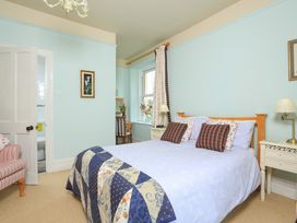 Lower Great Torr - Devon - 992774 - thumbnail photo 18