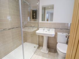 14 Tudno Street - North Wales - 993448 - thumbnail photo 18