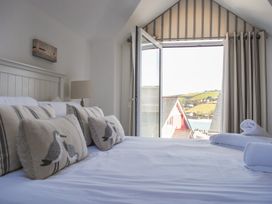Yardarm - Devon - 995930 - thumbnail photo 19