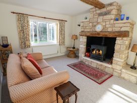The Hideaway - Cotswolds - 996204 - thumbnail photo 4
