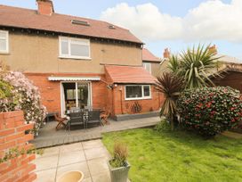 53 Burniston Road - North Yorkshire (incl. Whitby) - 996330 - thumbnail photo 11