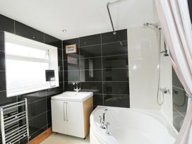53 Burniston Road - North Yorkshire (incl. Whitby) - 996330 - thumbnail photo 21