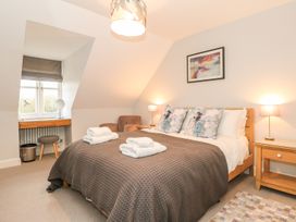Swan Cottage - Kent & Sussex - 996726 - thumbnail photo 10
