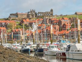 Tyreman's Return - North Yorkshire (incl. Whitby) - 997312 - thumbnail photo 14