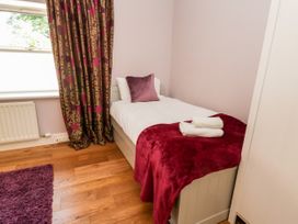 Plum Cottage - North Yorkshire (incl. Whitby) - 998097 - thumbnail photo 27