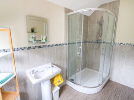 Roselle - Lincolnshire - 998908 - thumbnail photo 25